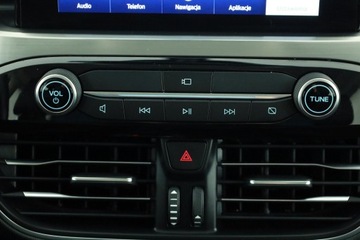 Ford Kuga III SUV Plug-In 2.5 EcoBlue 225KM 2020 Ford Kuga 2.5 Plug-in Hybrid, Salon Polska, zdjęcie 15