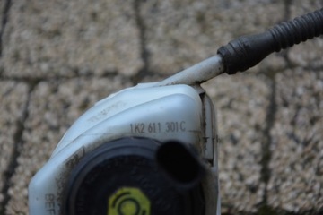 БАЧОК ТОРМОЗНОЙ ЖИДКОСТИ SUPERB 2 1K2611301C