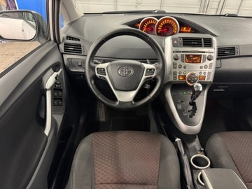 Toyota Verso Minivan 1.8 Valvematic 147KM 2010 Toyota Verso duze rodzinne 7osobowe przestronne auto w benzynie i automac, zdjęcie 25