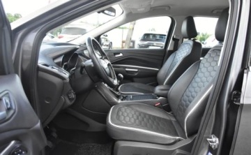 Ford Kuga II SUV Facelifting 2.0 TDCi 150KM 2018 Ford Kuga VIGNALE FUL LED skora grzane fotele navi. Idealny 2.0 Diesel, zdjęcie 17