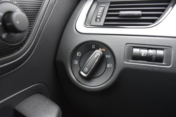 Skoda Rapid II Liftback Facelifting 1.0 TSI 110KM 2017 Skoda RAPID SalonPL 1.0 TSI 110KM AmbitionAudio Klimatyzacja Alu 15 Dealer, zdjęcie 21