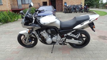 Yamaha Fazer FZS 1000 01-05 Lampa Tył