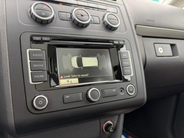 Volkswagen Touran II 2.0 TDI 140KM 2015 Volkswagen Touran Highline 7 osobowy navi, zdjęcie 13