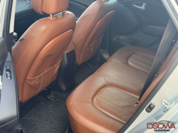 Hyundai ix35 SUV Facelifting 1.6 GDI 135KM 2014 Hyundai ix35 1.6GDI lift ledy Navi kamera skory panorama xenon full opcja, zdjęcie 27