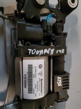 КОМПРЕССОР ПОДВЕСКИ VW TOUAREG 7P0698007