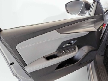 Opel Mokka II SUV 1.2 Turbo 130KM 2023 Opel Mokka Faktura VATAutomatElegancemodel 2023 1.2 Benzyna 130KM, zdjęcie 8