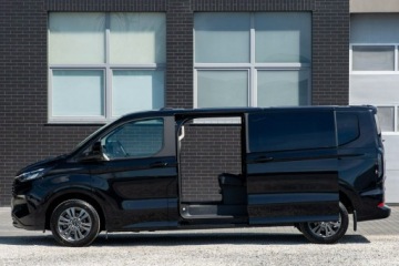 Ford Tourneo Custom II 2025 Ford Tourneo Custom 9-OSÓB L2H1 Bogate, zdjęcie 4