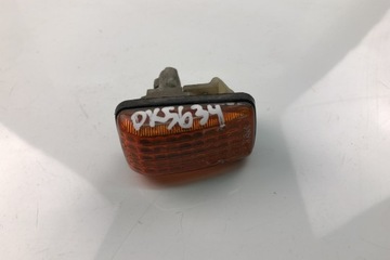 LEVÝ SMĚROVKA BLATNÍKU MITSUBISHI GALANT IV SEDAN (E3_A) 34211028