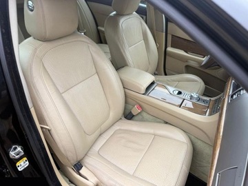Jaguar XF I Sedan 3.0D V6 S 275KM 2010 Jaguar XF 3.0 V6 S 275KM 2010r, zdjęcie 4