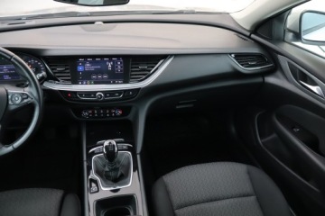 Opel Insignia II Sports Tourer 2.0 CDTI 170KM 2018 Opel Insignia 2.0 CDTI, 167 KM, Navi, Klima, zdjęcie 7