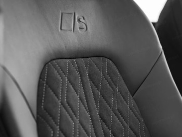 Audi A6 C8 Allroad 2.0 40 TDI 204KM 2025 AUDI A6 TDI quattro S line Avant Combi (204 KM) 2025, zdjęcie 4