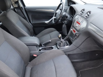 Ford Mondeo IV Hatchback 1.8 Duratorq TDCi 125KM 2008 Ford Mondeo 1.8 TDCi, Klima, Klimatronic,ALU, zdjęcie 8