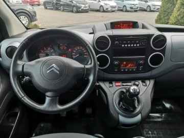 Citroen Berlingo II Combi 1.6 HDI FAP 110KM 2009 Citroen Berlingo 1.6 HDI 111KM Klimatr Tempo 1, zdjęcie 13