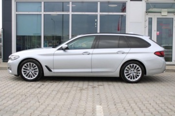 BMW Seria 5 G30-G31 Touring 520d 190KM 2020 BMW SERIA 5 Luxury Line, zdjęcie 1