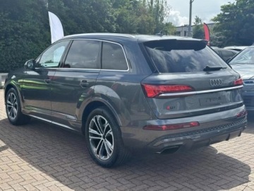 Audi Q7 II SUV Facelifting  3.0 50 TDI 286KM 2025 AUDI Q7 50 TDI quattro S Line Suv 3.0 (286KM) 2025, zdjęcie 1