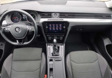 Volkswagen Arteon Fastback 2.0 TSI 190KM 2020 Volkswagen Arteon Essence Pakiety, FV 23, ACC, GPS, Kamera cofania, Keyle, zdjęcie 3