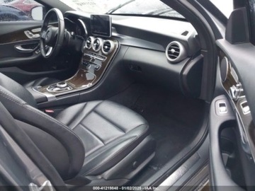Mercedes Klasa C W205 2018 Mercedes-Benz Klasa C 300 2018 2.0l 2.0 Benzyna 241KM, zdjęcie 9