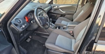 Ford S-Max I Van Facelifting 2.0 Duratorq TDCi DPF 140KM 2012 Ford S-Max Ford S-Max 2.0 TDCi DPF Business Edition 2.0 Diesel 140KM, zdjęcie 3