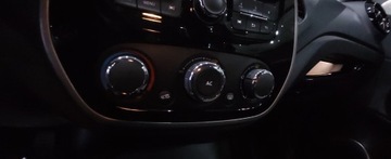 Renault Captur I Crossover 0.9 Energy TCe 90KM 2014 Renault Captur Renault Captur 0.9 Energy TCe MOZLIWA ZAMIANA Benzyna 90KM, zdjęcie 29