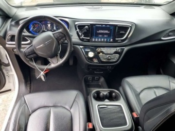Chrysler Pacifica II 3.6 V6 291KM 2019 Chrysler Pacifica 2019r., Touring L Plus, 3.6L, od ubezpieczalni 3.6 291KM, zdjęcie 6