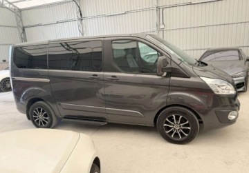 Ford Tourneo Custom I 2018 Ford Tourneo Custom 2.0 D 170 KM Titanium 2018r 9 osob Warszawa 2.0 Diesel