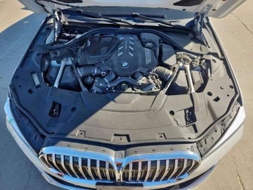 BMW Seria 7 G11-G12 2021 BMW Seria 7 750xi 2021 4.4l 4.4 Benzyna 523KM, zdjęcie 6