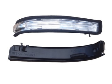 MERCEDES A W169 SMĚROVKA ZRCÁTKO PRAVÝ LED