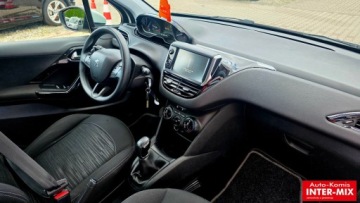 Peugeot 208 I Hatchback 5d Facelifting 1.6 BlueHDi 75KM 2016 Peugeot 208 1.6HDI 75KM Lifiting 1.6 Diesel 75KM, zdjęcie 32