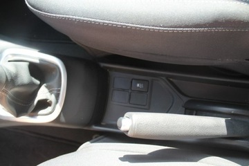 Toyota Yaris III 2018 Toyota Yaris ROK 2018 POJ 1,0 72KM, zdjęcie 16