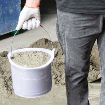 Переносные резиновые ведра белые