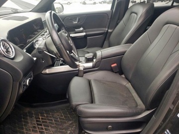 Mercedes GLB 2023 Mercedes-Benz GLB 250 4Matic 2023 2.0l 2.0 Benzyna 221KM, zdjęcie 7