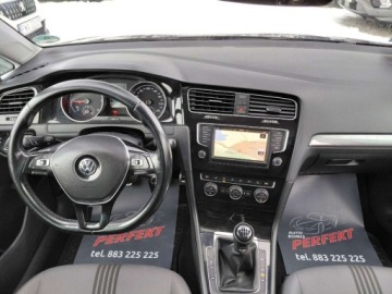 Volkswagen Golf VII Hatchback 3d 2.0 TDI BlueMotion Technology 150KM 2016 Volkswagen Golf Allstar Navi Klimatronik Radar LED 2xPDC 2.0 Diesel 150KM, zdjęcie 18