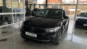 Volkswagen Tiguan II SUV Facelifting 2.0 TDI 150KM 2022 Volkswagen Tiguan Kamera Nawigacja Full LED Elektryczna klapa MOZLIWA ZAMI, zdjęcie 14