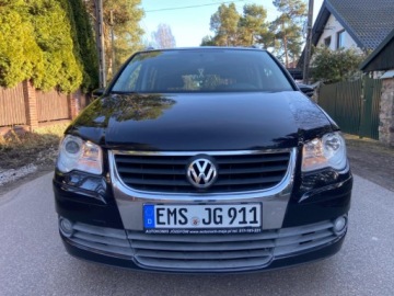 Volkswagen Touran I 1.4 TSI 140KM 2009 Volkswagen Touran 1.4b Automat DSG Grzane Fotele Tempomat Hak 1.4 Benzyna, zdjęcie 2