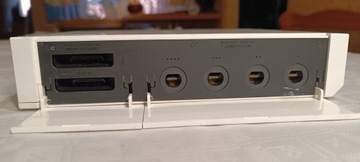 Игровая консоль белого цвета ''NINTENDO Wii RVL-001[EUR]''