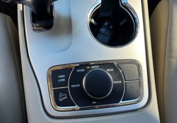 Jeep Grand Cherokee IV Terenowy Facelifting 3.0 V6 CRD 250KM 2014 Jeep Grand Cherokee ORYGINALNY LAKIER 4 x podgrzewane fotele i kierownica, zdjęcie 14