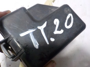 TOYOTA YARIS 2004 1.0B БЛОК ПРЕДОХРАНИТЕЛЕЙ