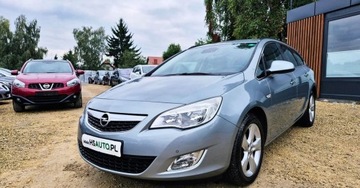 Opel Astra J Sports Tourer 1.4 Turbo ECOTEC 120KM 2011 Opel Astra BENZYNA nawigacja 2x PDC super okazja POLECAMY 1.4
