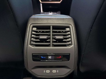 Cupra Formentor Crossover 2.0 TDI 150KM 2023 Cupra Formentor 2.0 150KM DSG 4X4 NiskiPrzebieg GrzaneFotele Keyless Kamer, zdjęcie 32