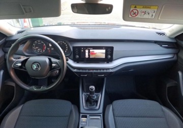 Skoda Octavia IV Liftback 1.5 TSI EVO 150KM 2022 Skoda Octavia Ambition 1.5 TSI 150 KM Salon PL ASO VAT-23 1.5 Benzyna, zdjęcie 8