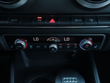 Audi A3 8V Limousine 1.4 TFSI CoD ultra 150KM 2016 Audi A3 1.4 TFSI, Salon Polska, Serwis ASO, zdjęcie 12