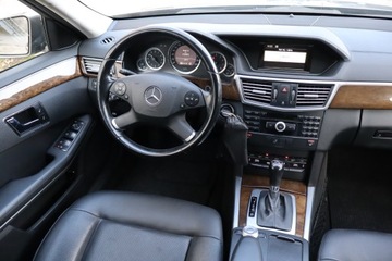 Mercedes Klasa E W212 Kombi 250 CGI BlueEFFICIENCY 204KM 2010 Mercedes E E 250, Automat, Skóra, Navi, Klima, zdjęcie 6