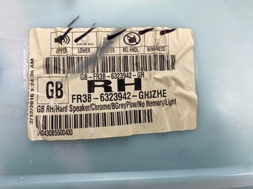 Обивка правой дверной панели Ford Mustang VI 2015+ США