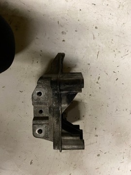 DRŽÁK UCHYCENÍ MOTORU 1.4 036199275AH VW GOLF VI