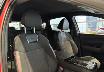Hyundai Tucson IV SUV HEV Facelifting 1.6 T-GDI HEV 215KM 2025 Hyundai Tucson Hyundai Tucson 1.6 T-GDI HEV 215KM N-line Ultimate Red Od, zdjęcie 23