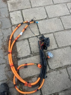 MG-ZS 2020 SUV ПЕРЕДНЯЯ ЗАРЯДНАЯ ТОЧКА С ПРАВЫМ рулем OEM 10803318/ ELS5V12M