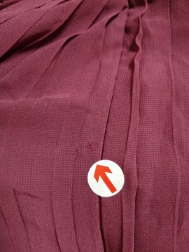 DESIGNex Maternity Czerwonobrunatna plisowana sukienka midi L