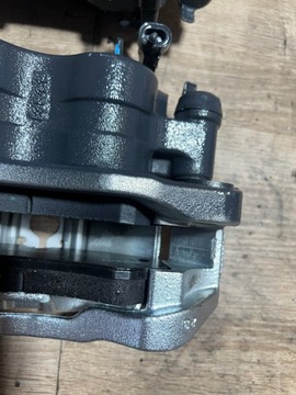 ЗАЖИМ ЗАДНЕГО ТОРМОЗА 777643 IVECO Daily VI 40C18, 50C18 5802728739 5802728738