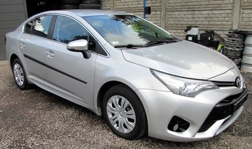 Toyota Avensis III Sedan Facelifting 2015 1.6 D-4D 112KM 2016 Toyota Avensis Salon PL Serwisowany w ASO, zdjęcie 1