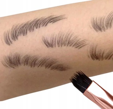 Квадратная, угловатая кисть для контуринга бровей № 2.